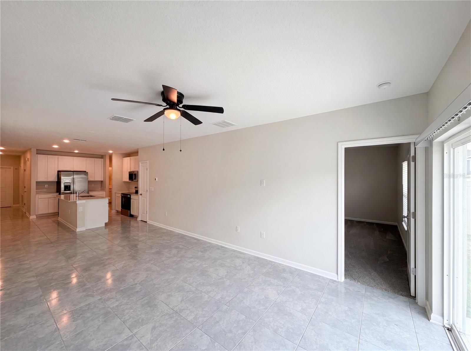 2307 BURNEY FALLS LN, DAVENPORT, FL — photo 3