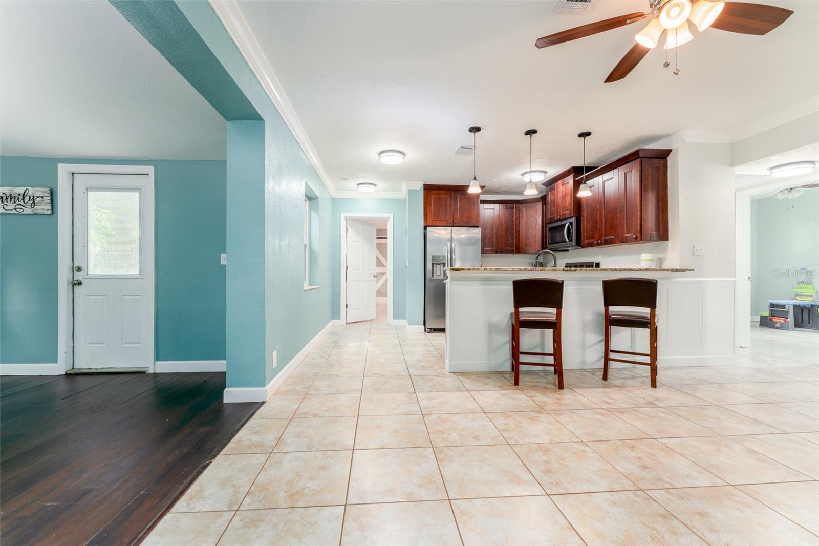 130 41ST AVE NE, ST PETERSBURG, FL — photo 5