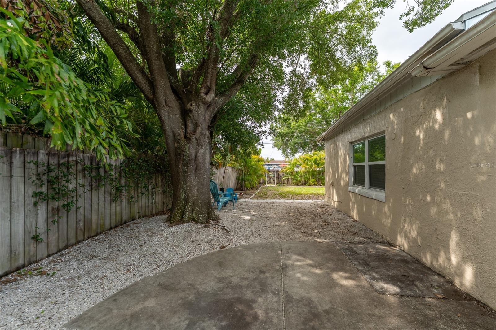 130 41ST AVE NE, ST PETERSBURG, FL — photo 23