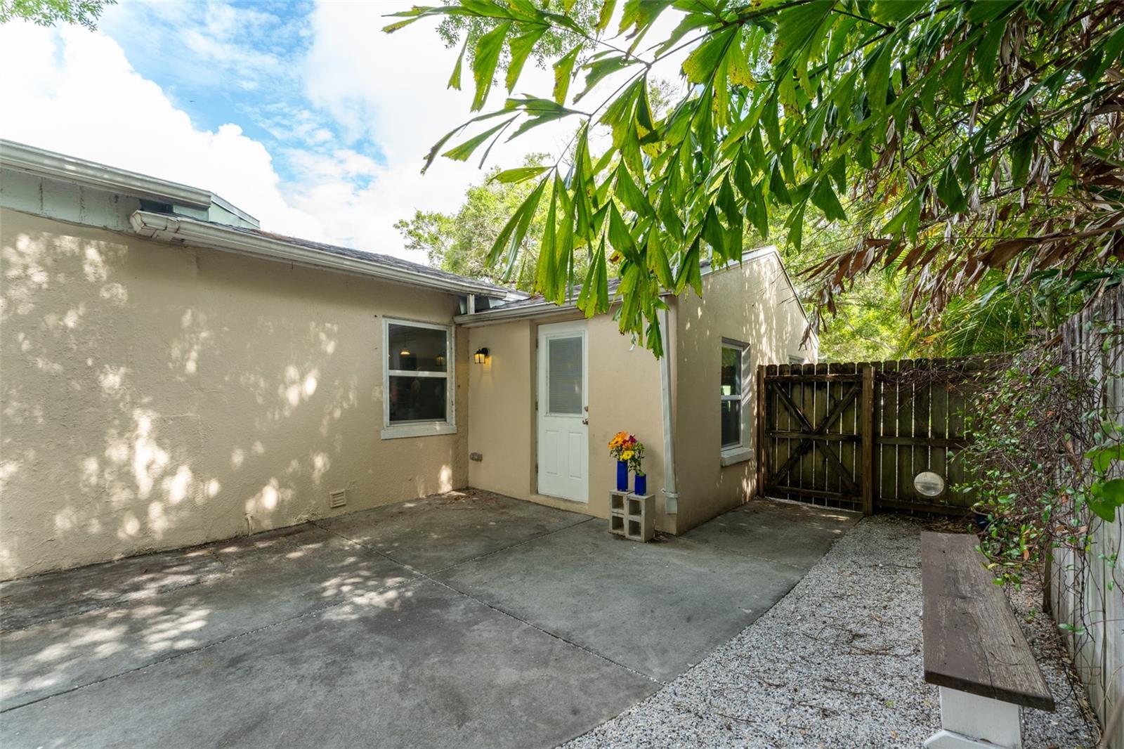 130 41ST AVE NE, ST PETERSBURG, FL — photo 26