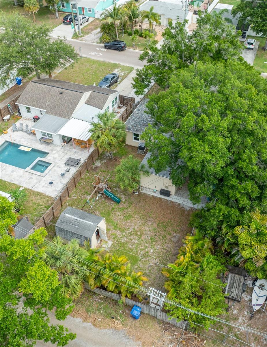 130 41ST AVE NE, ST PETERSBURG, FL — photo 29