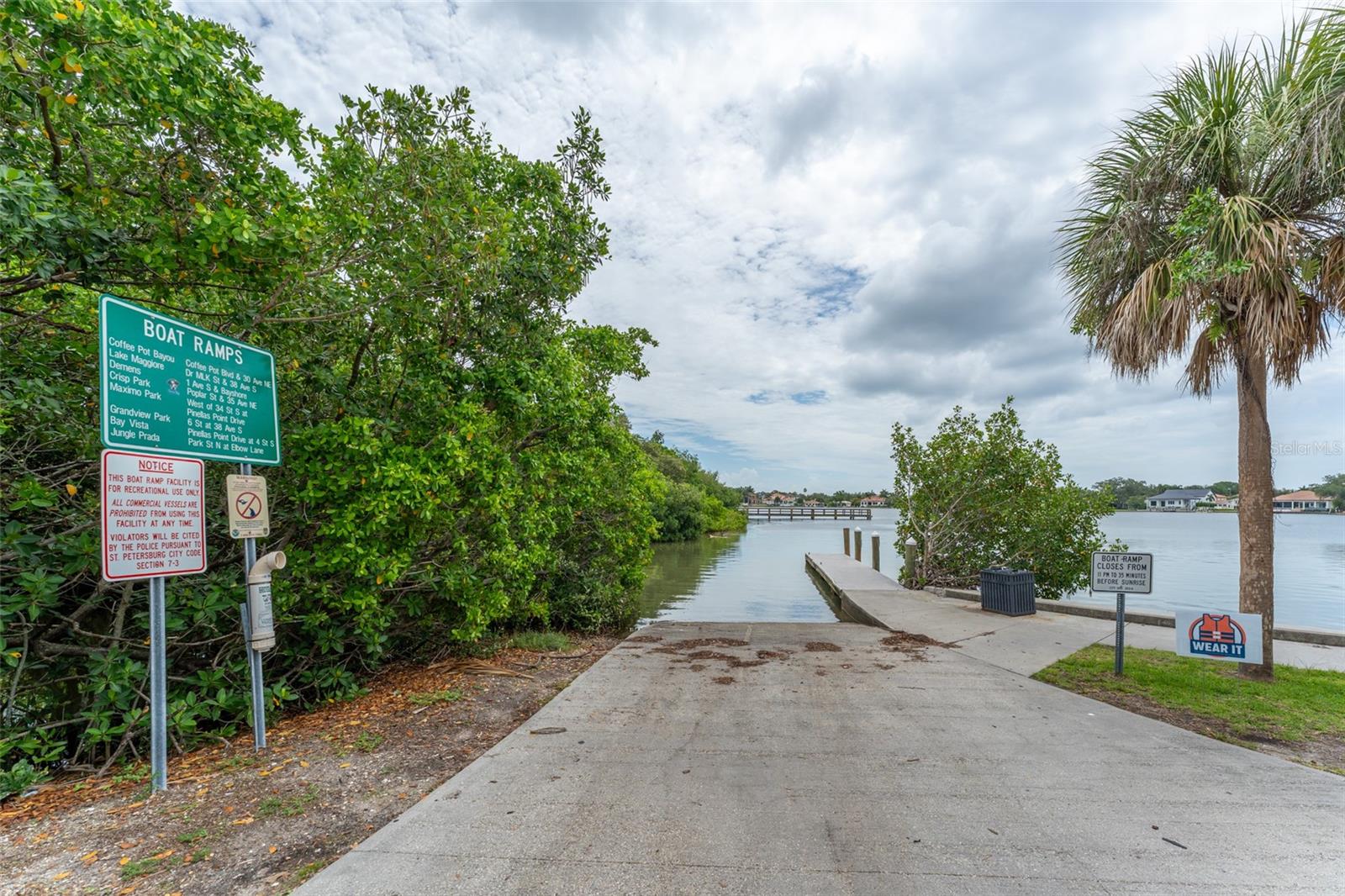 130 41ST AVE NE, ST PETERSBURG, FL — photo 31