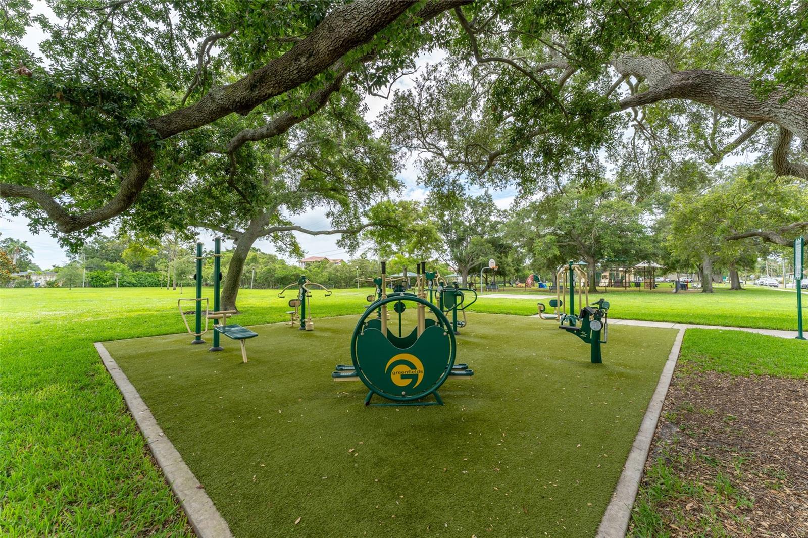 130 41ST AVE NE, ST PETERSBURG, FL — photo 35