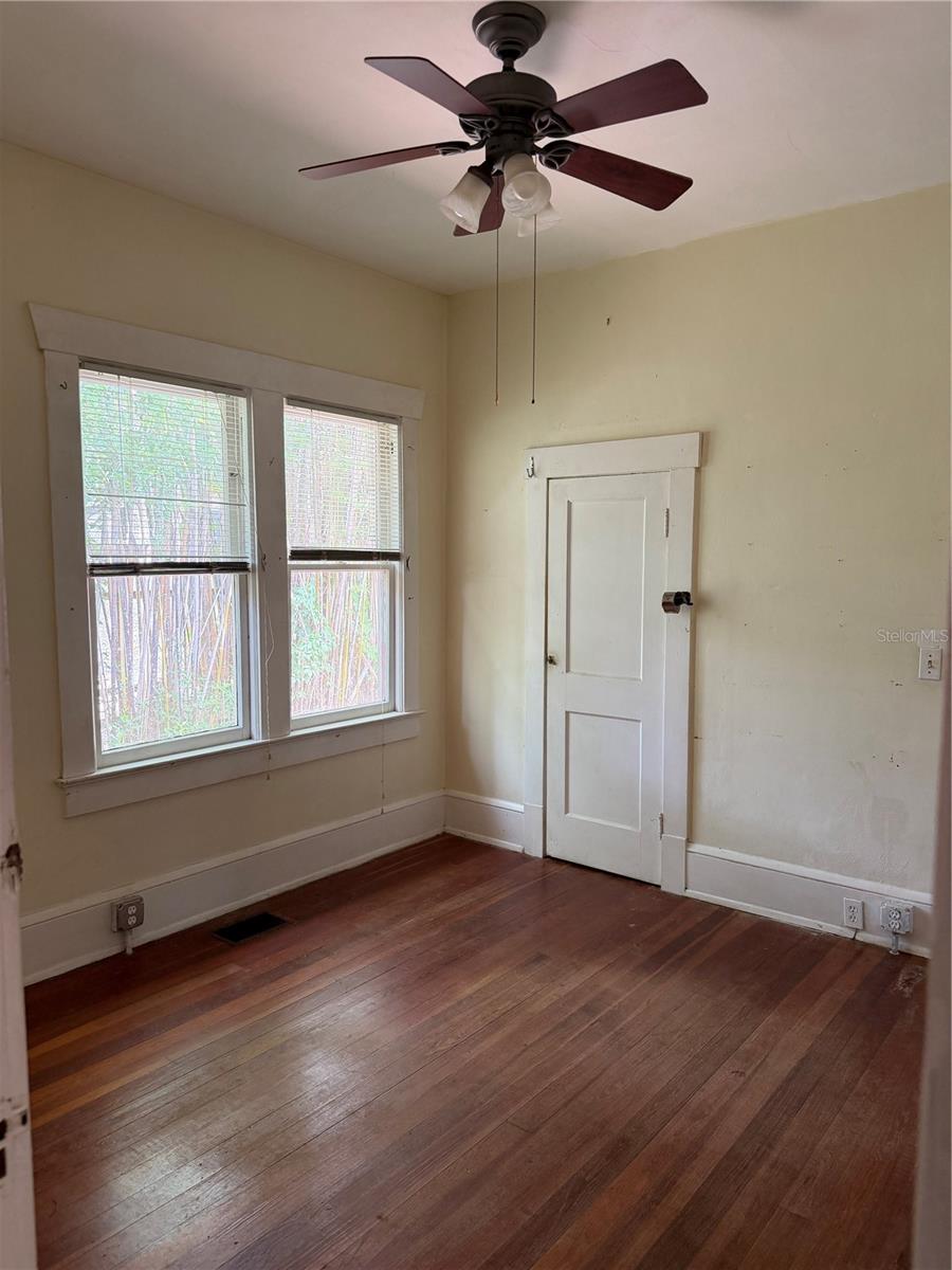 528 N ADELLE AVE, DELAND, FL — photo 11