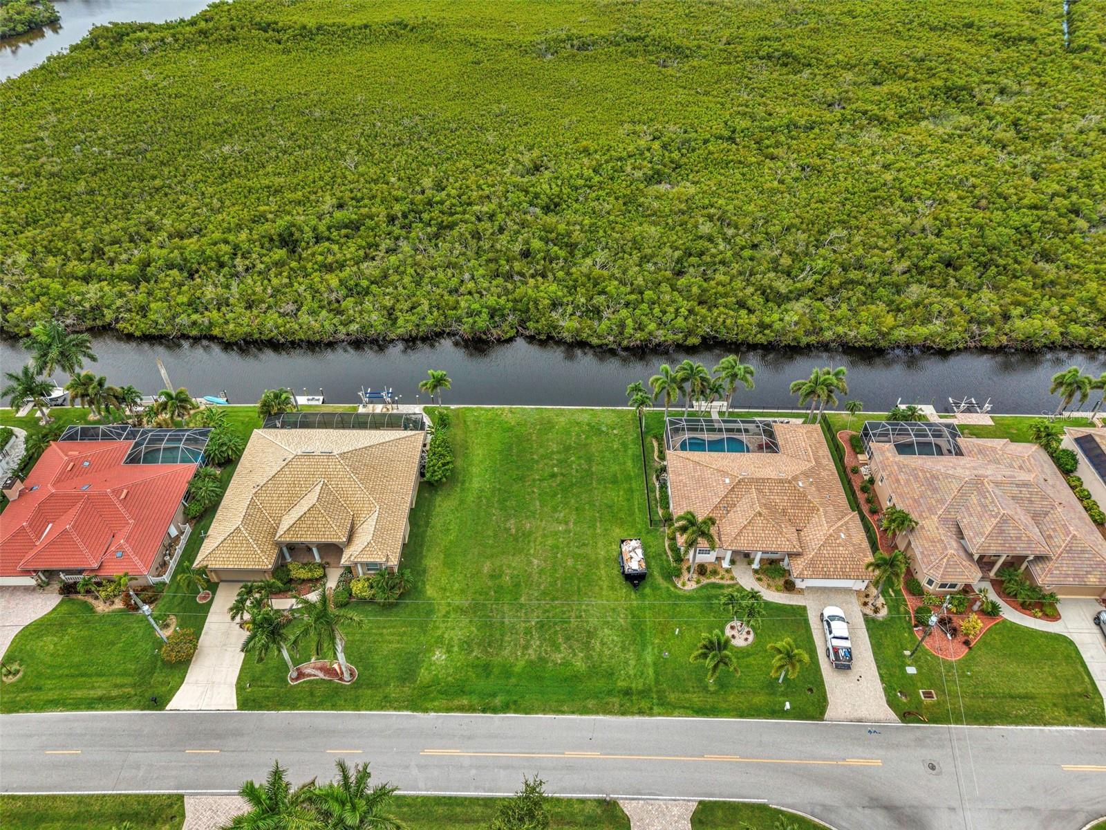645 MACEDONIA DR, PUNTA GORDA, FL — photo 4