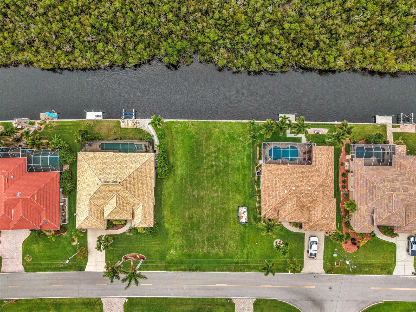 645 MACEDONIA DR, PUNTA GORDA, FL — photo 5