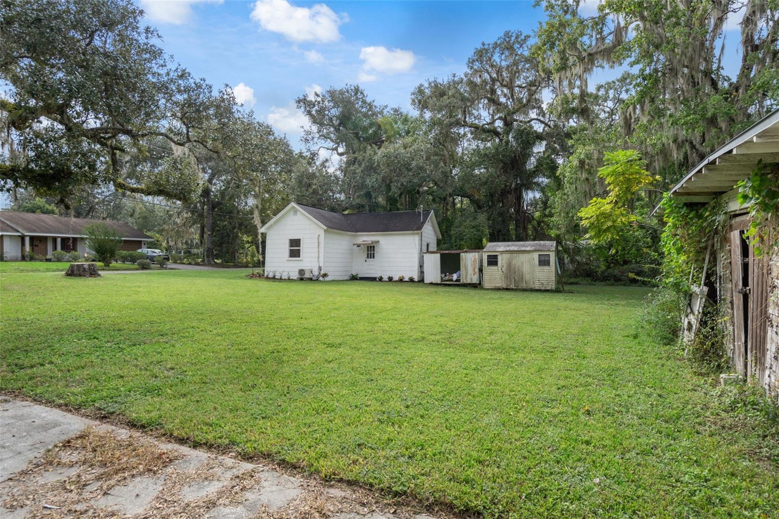 515 STAFFORD AVE, BROOKSVILLE, FL — photo 22