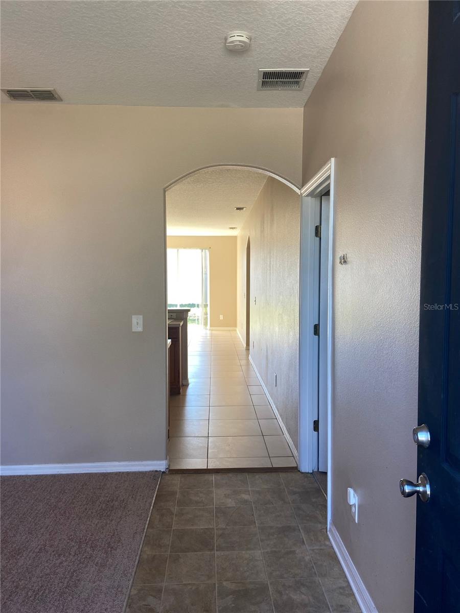 628 MADINA CIR, DAVENPORT, FL — photo 2