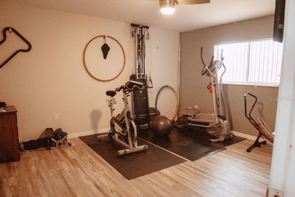 345 HAMPSHIRE AVE, SPRING HILL, FL — photo 40