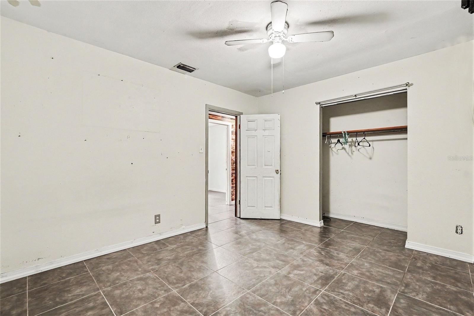 14925 FISHER RD, TAMPA, FL — photo 8