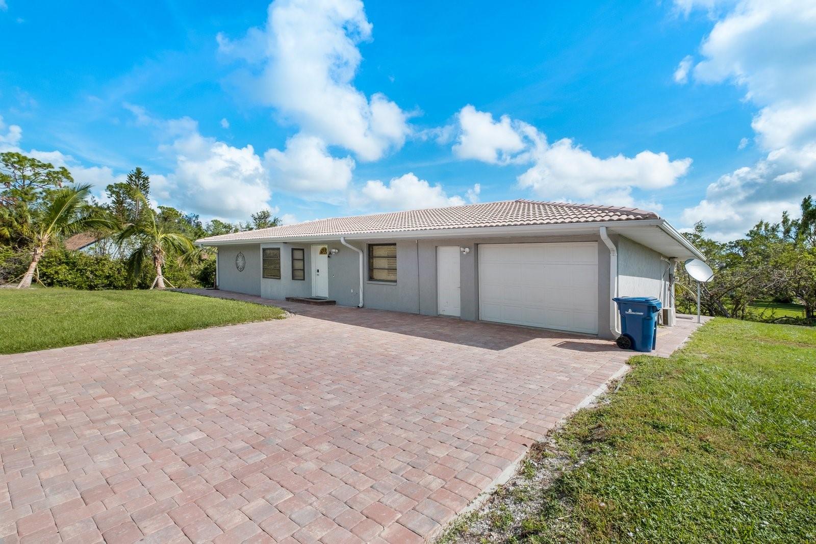 9080 CALOOSA DR, VENICE, FL — photo 2