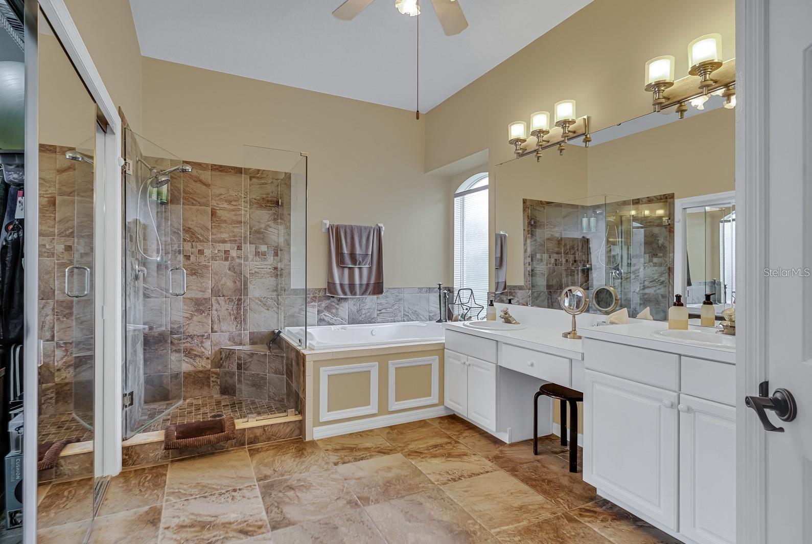 13903 BLUEWATER CIR, ORLANDO, FL — photo 22