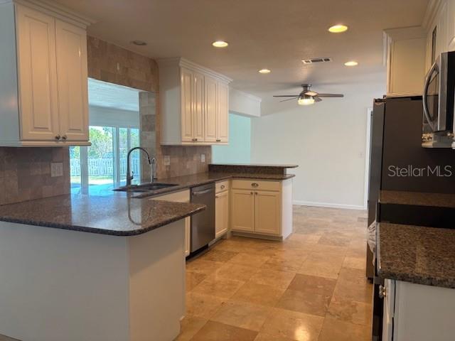 12055 4TH ST E, TREASURE ISLAND, FL — photo 25