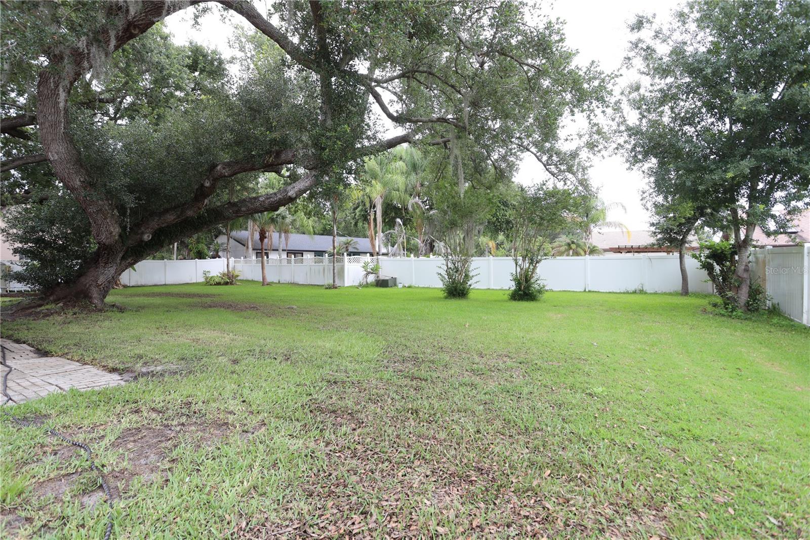 1781 KING CHARLES DR, KISSIMMEE, FL — photo 30