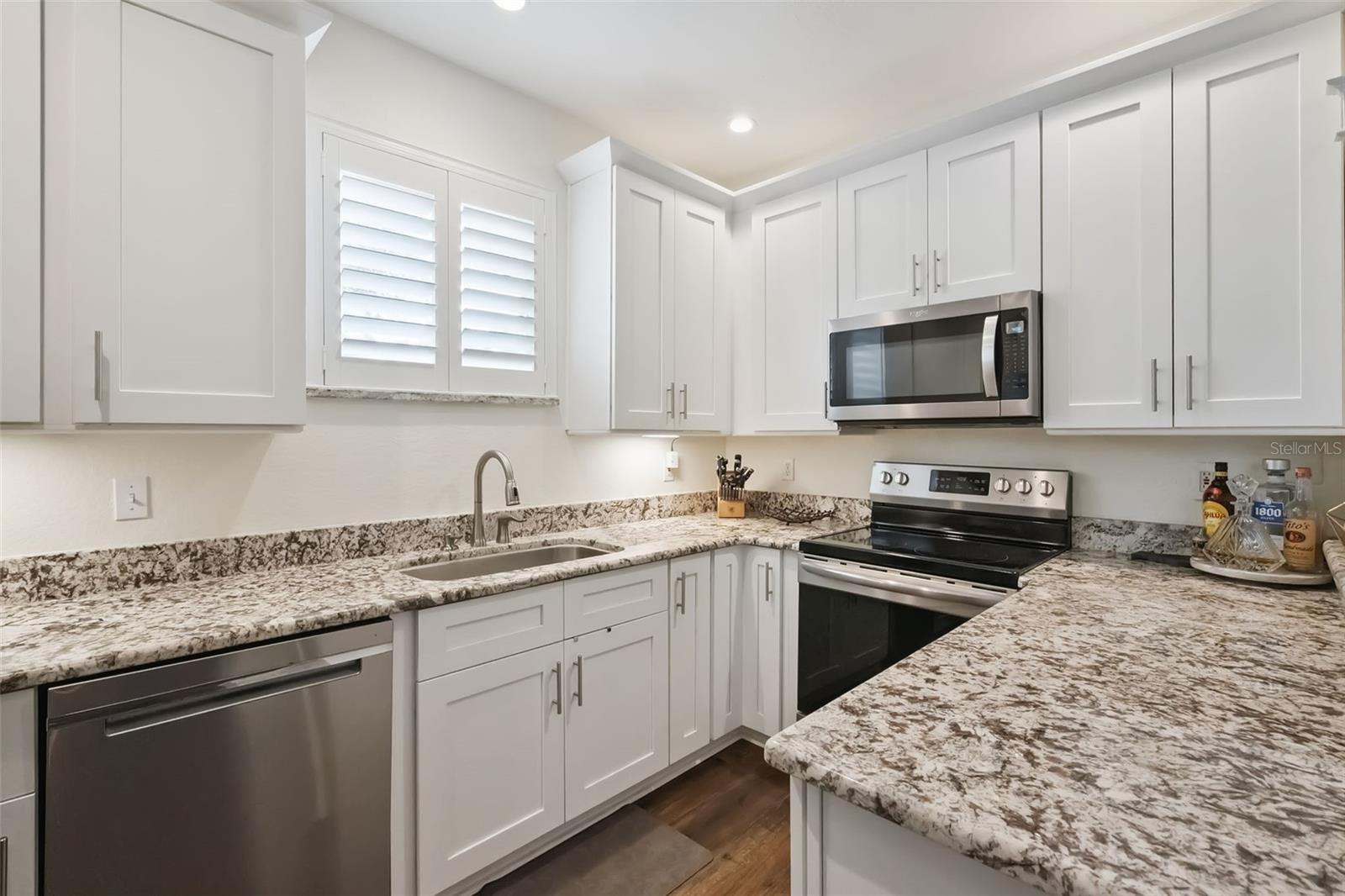 2401 LEGACY LAKE DR #2401, MAITLAND, FL — photo 11