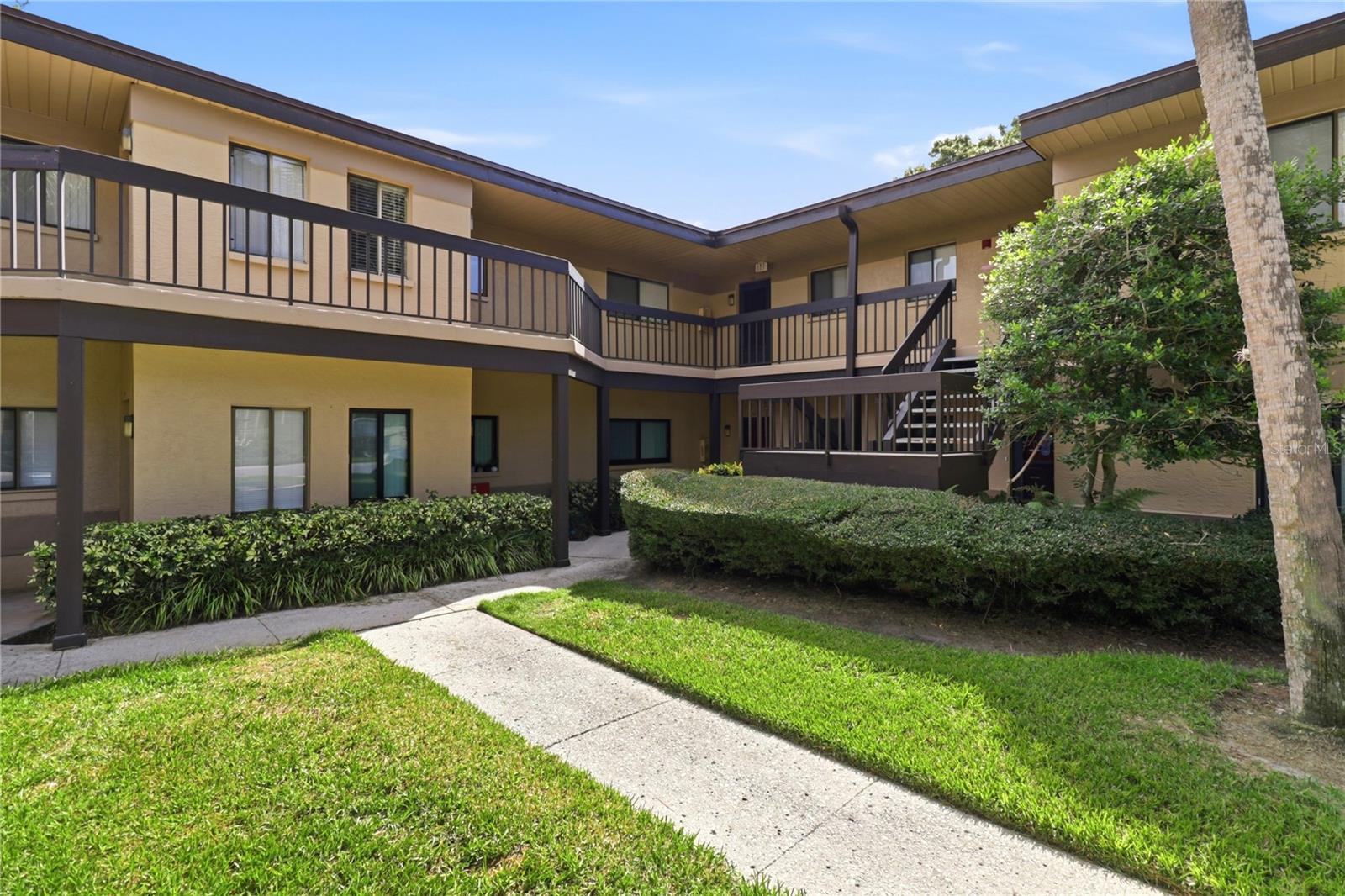 2685 SABAL SPRINGS CIR #105, CLEARWATER, FL