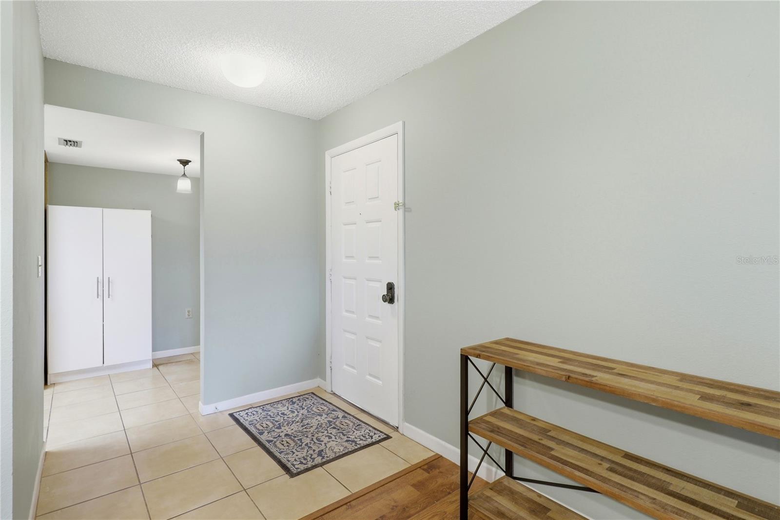 2685 SABAL SPRINGS CIR #105, CLEARWATER, FL — photo 3