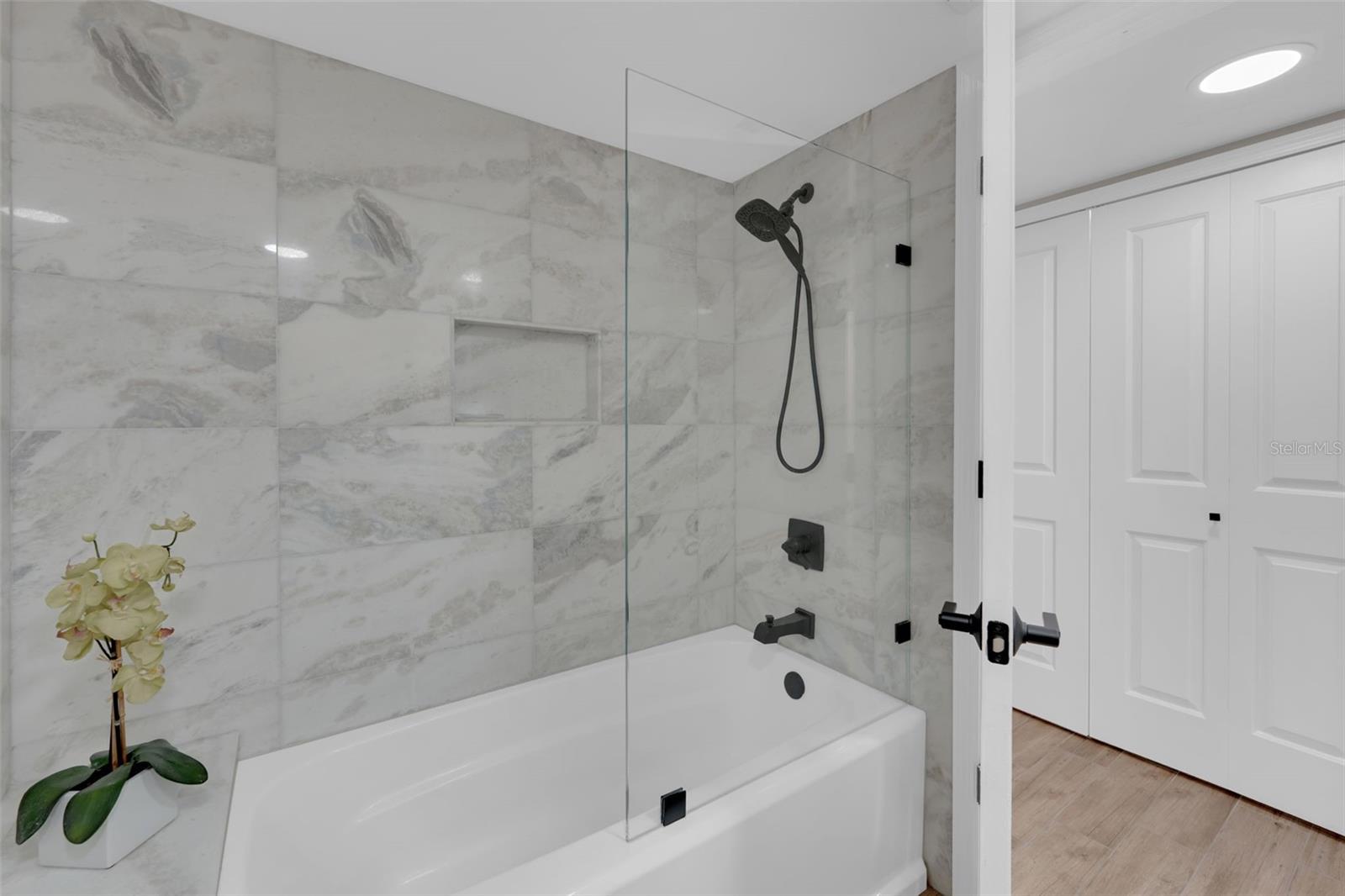15761 WINDWARD WAY CIR #3302, FORT MYERS, FL — photo 23