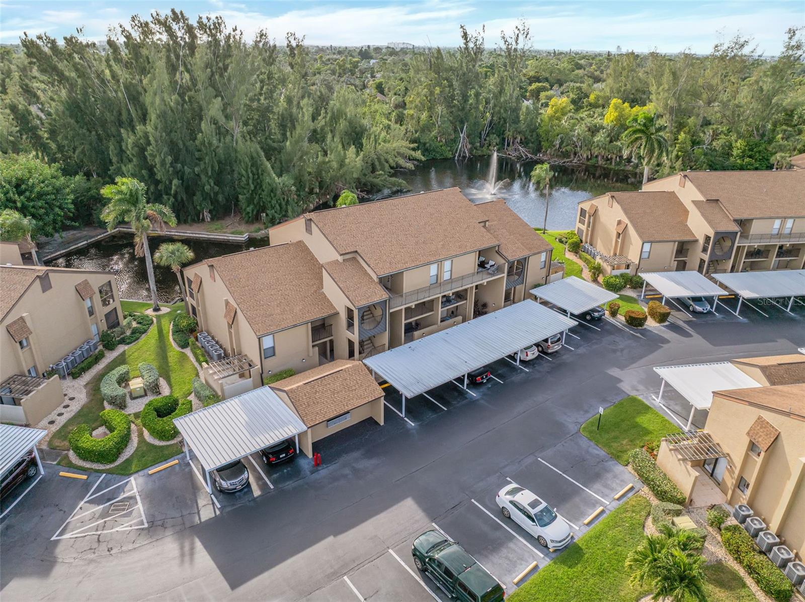 15761 WINDWARD WAY CIR #3302, FORT MYERS, FL — photo 36