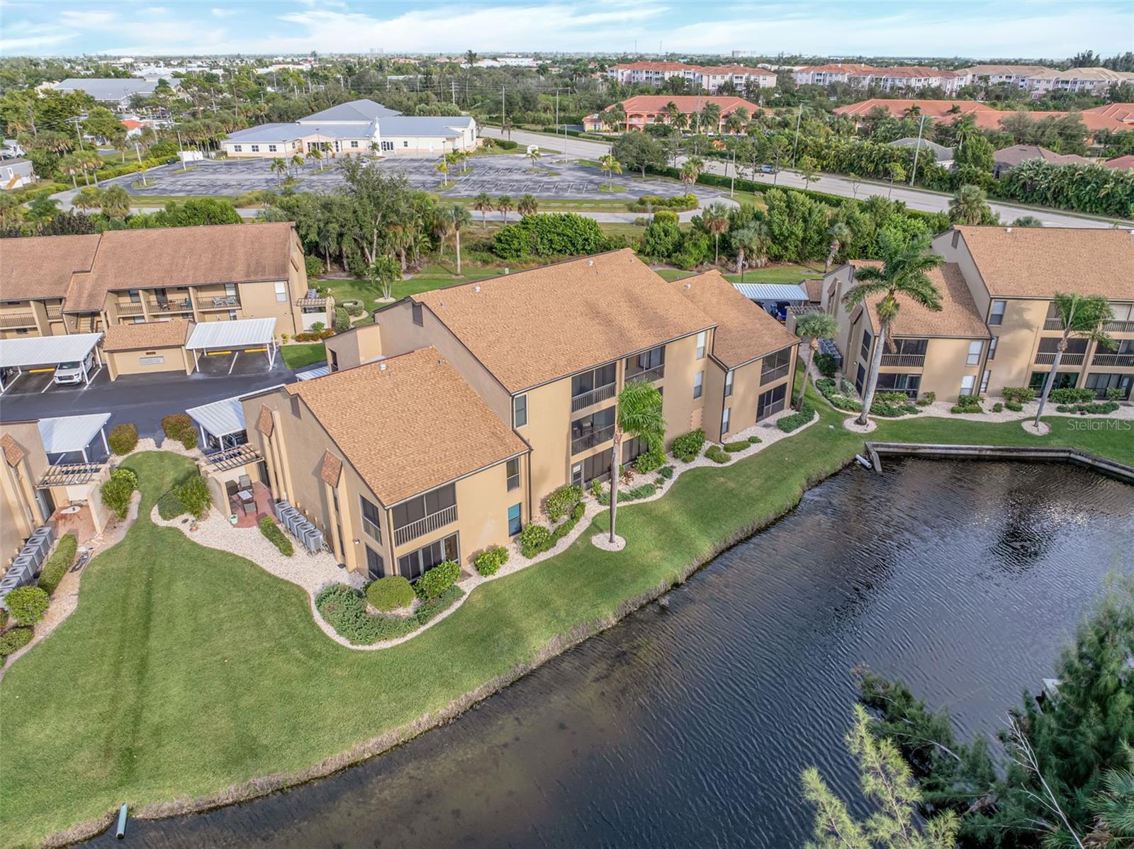 15761 WINDWARD WAY CIR #3302, FORT MYERS, FL — photo 38