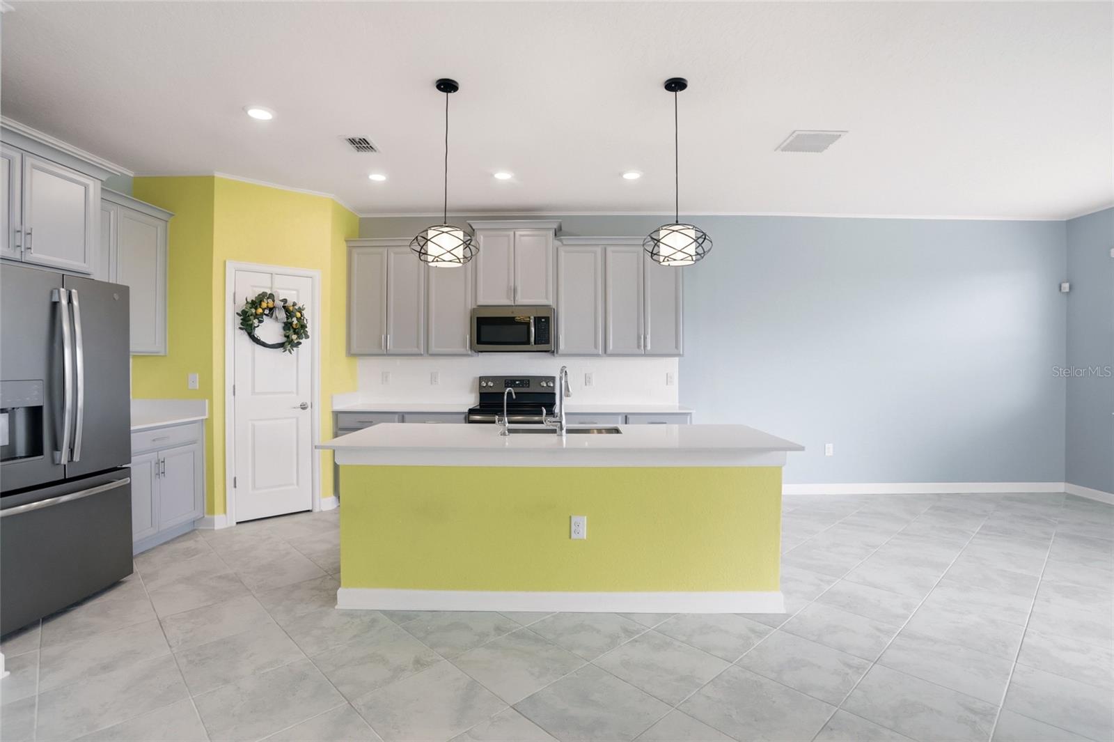 8700 PACIFIC DUNES DR, DAVENPORT, FL — photo 13