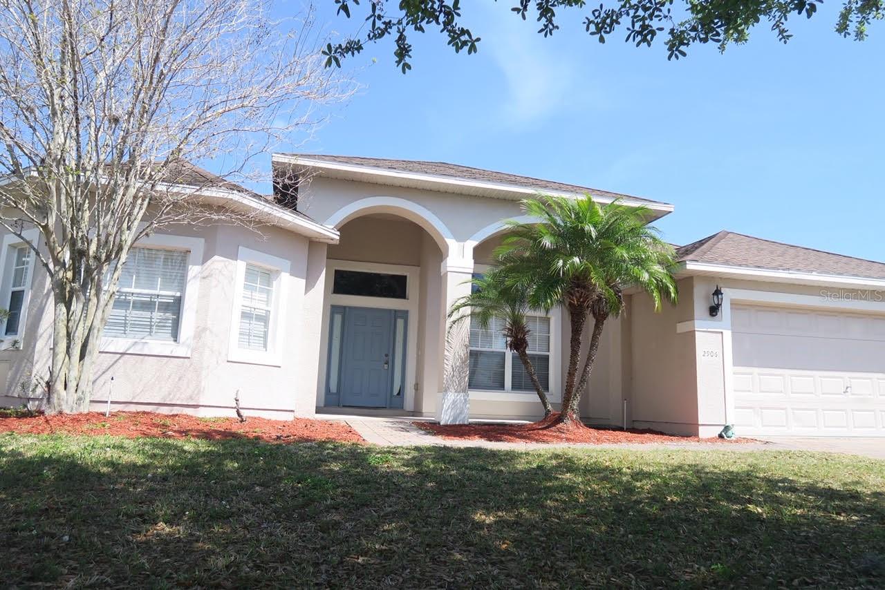 2906 SWEETSPIRE CIR, KISSIMMEE, FL — photo 2