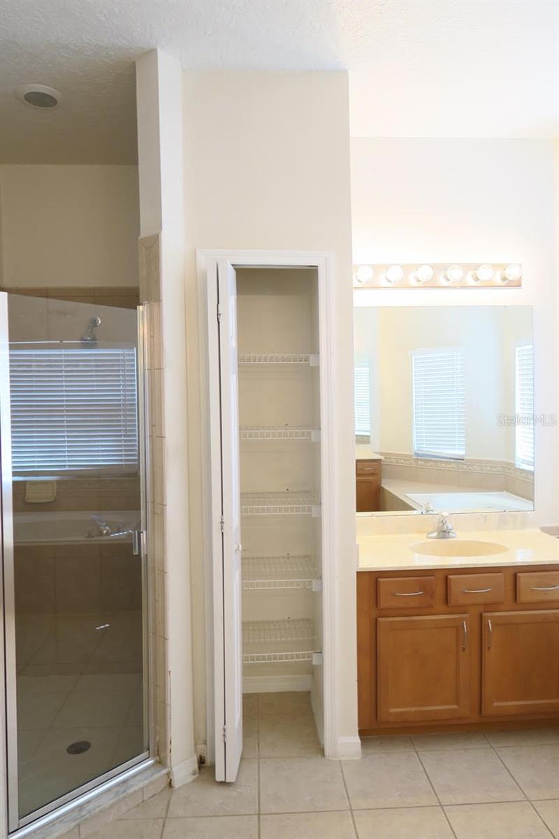 2906 SWEETSPIRE CIR, KISSIMMEE, FL — photo 13