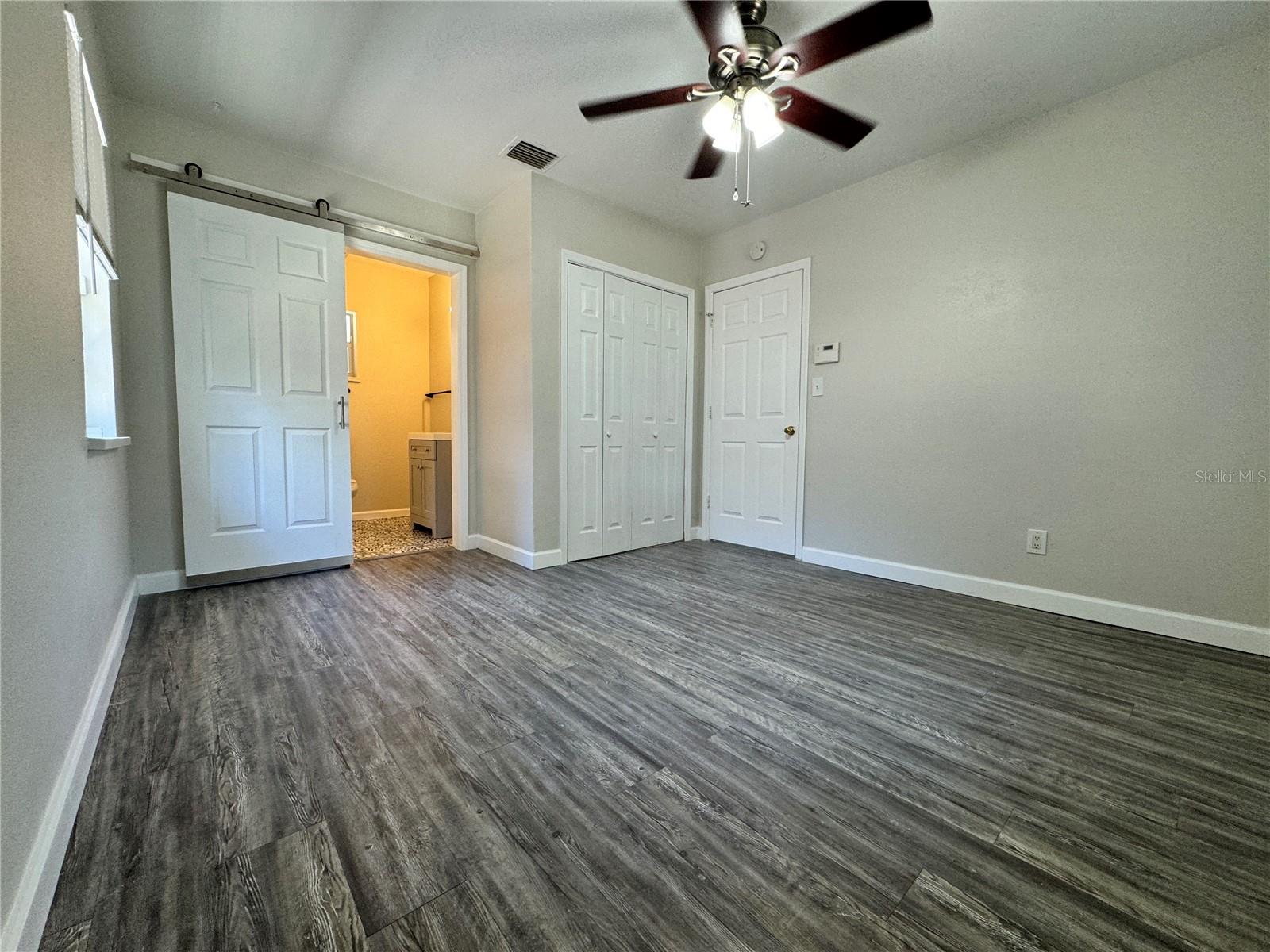260 20TH AVE S, ST PETERSBURG, FL — photo 4
