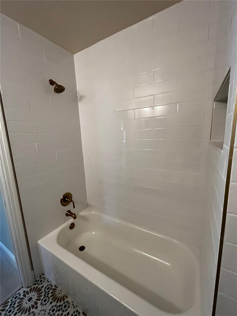 260 20TH AVE S, ST PETERSBURG, FL — photo 11