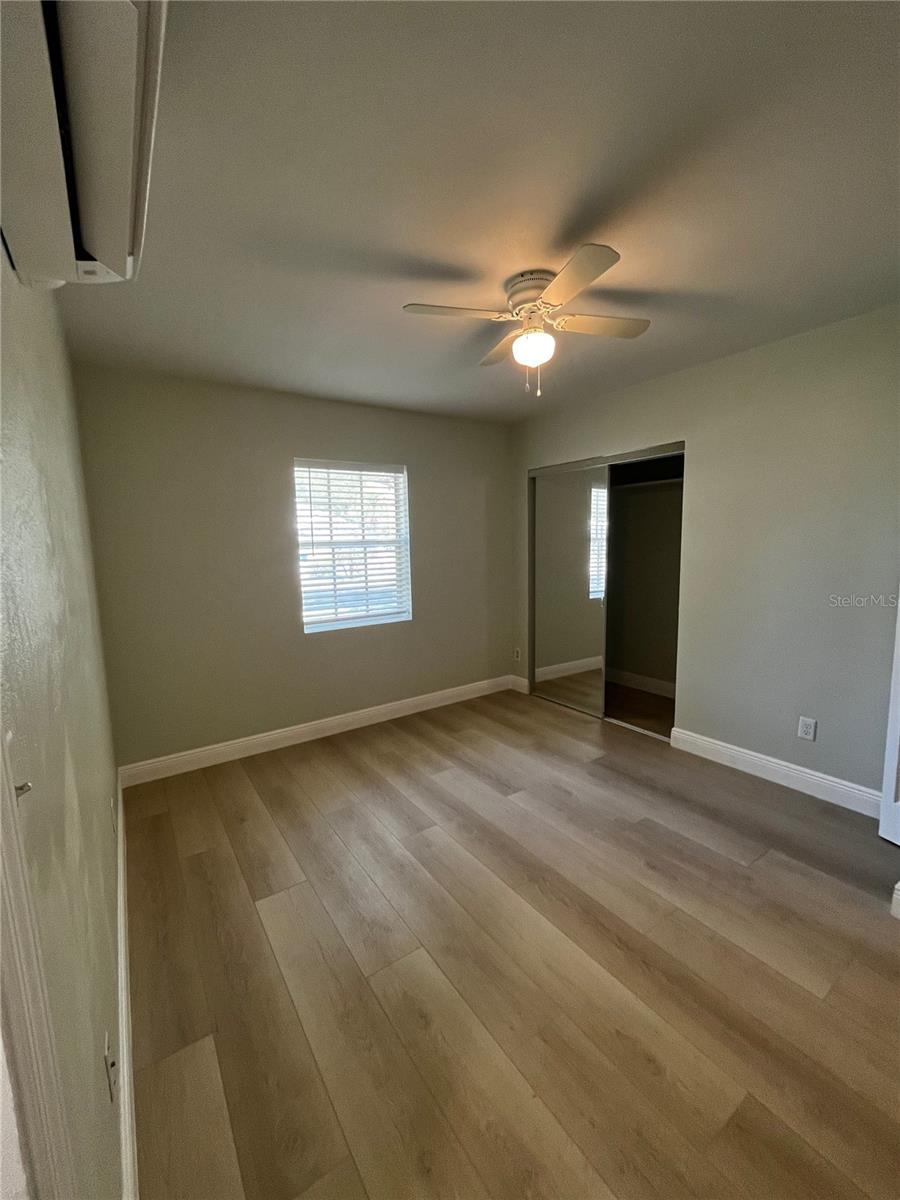 260 20TH AVE S, ST PETERSBURG, FL — photo 21