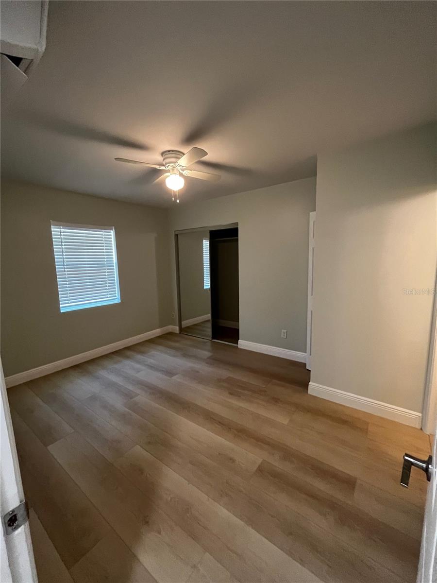 260 20TH AVE S, ST PETERSBURG, FL — photo 23