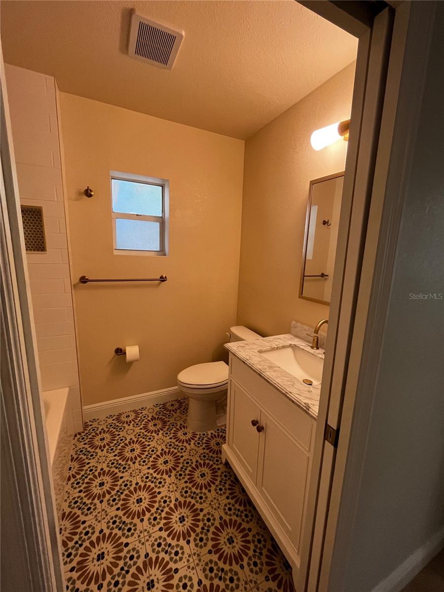 260 20TH AVE S, ST PETERSBURG, FL — photo 25