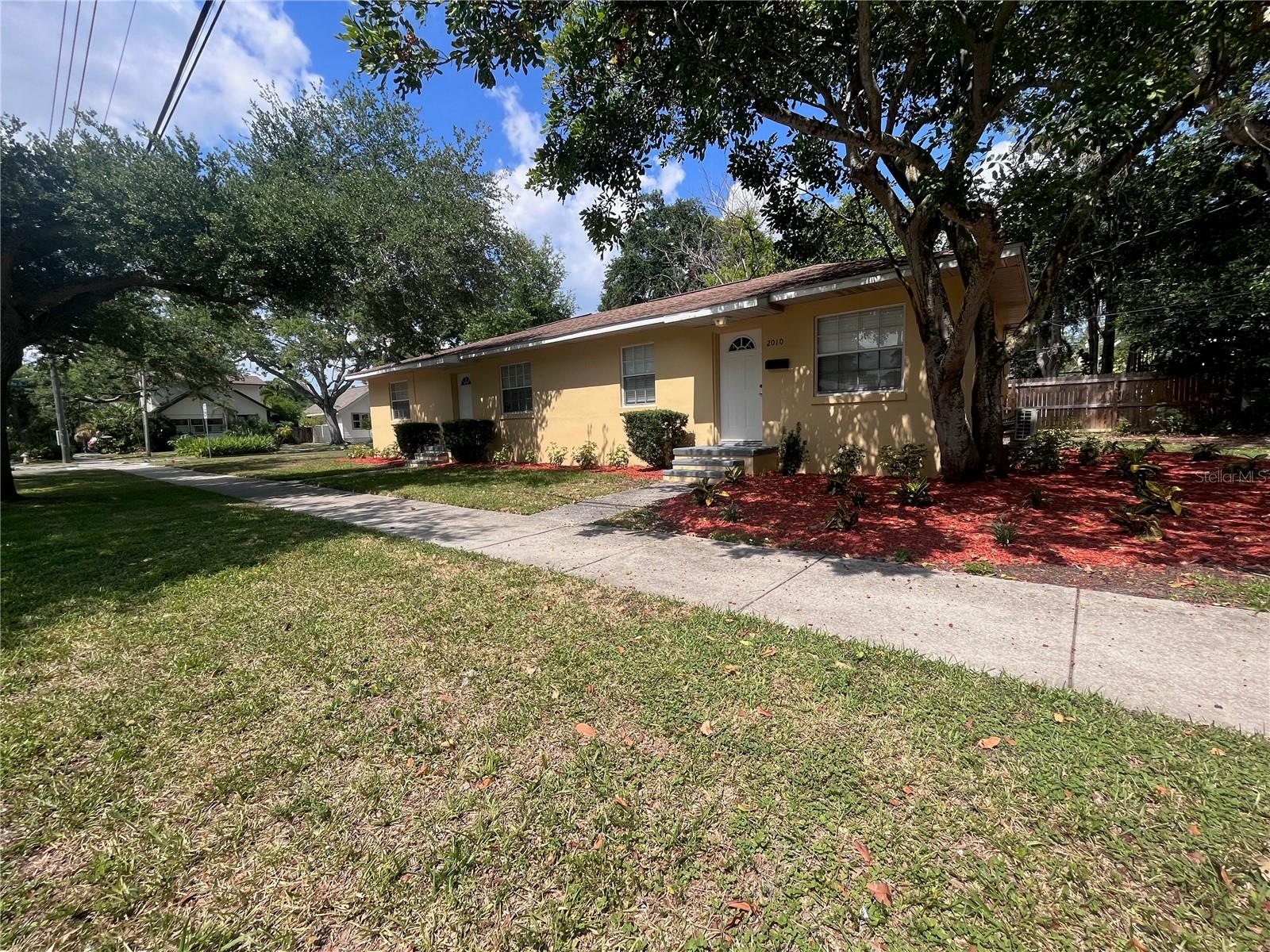 260 20TH AVE S, ST PETERSBURG, FL — photo 29
