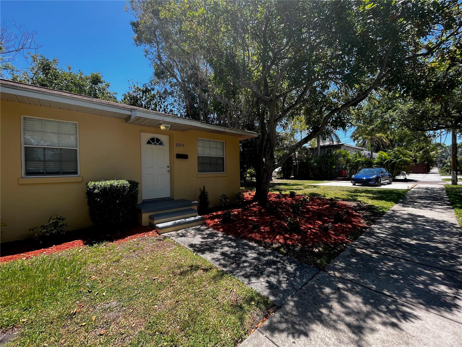 260 20TH AVE S, ST PETERSBURG, FL — photo 31