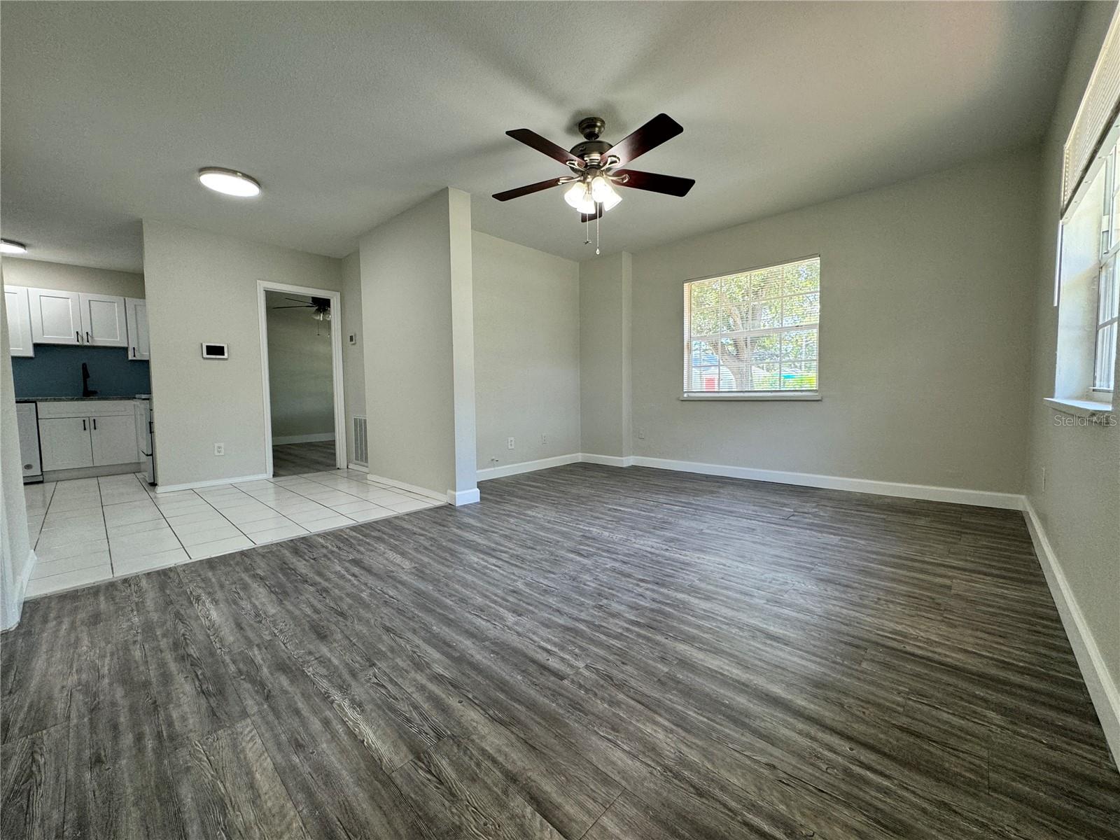 260 20TH AVE S, ST PETERSBURG, FL — photo 32