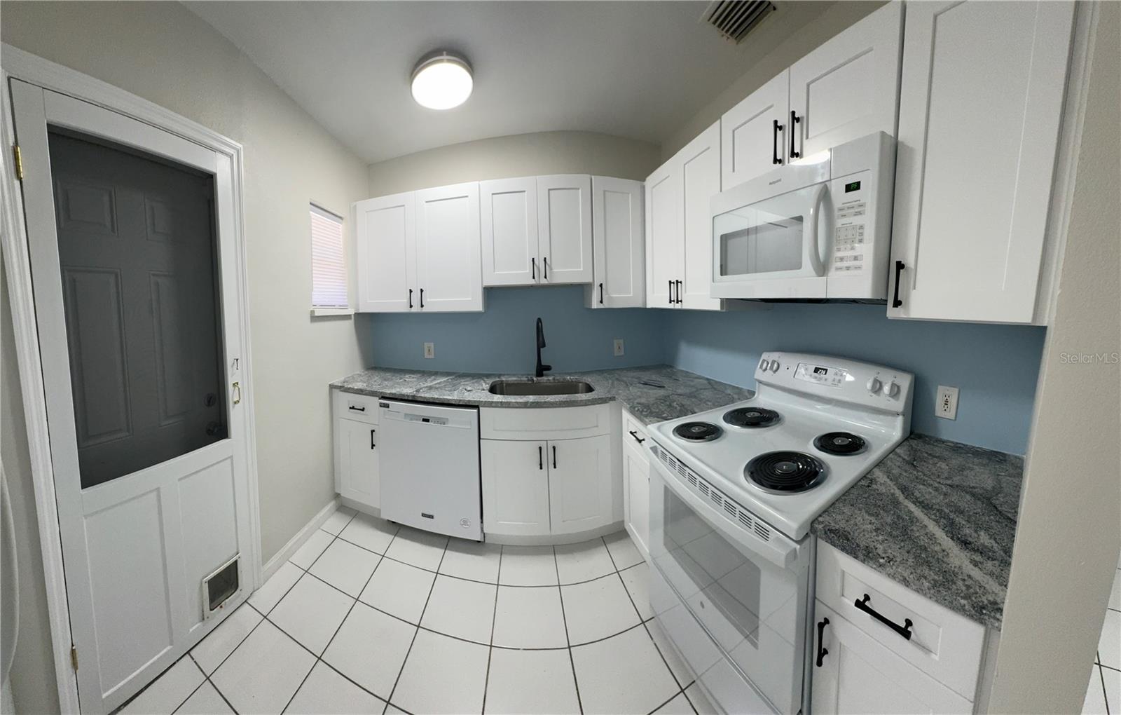 260 20TH AVE S, ST PETERSBURG, FL — photo 35