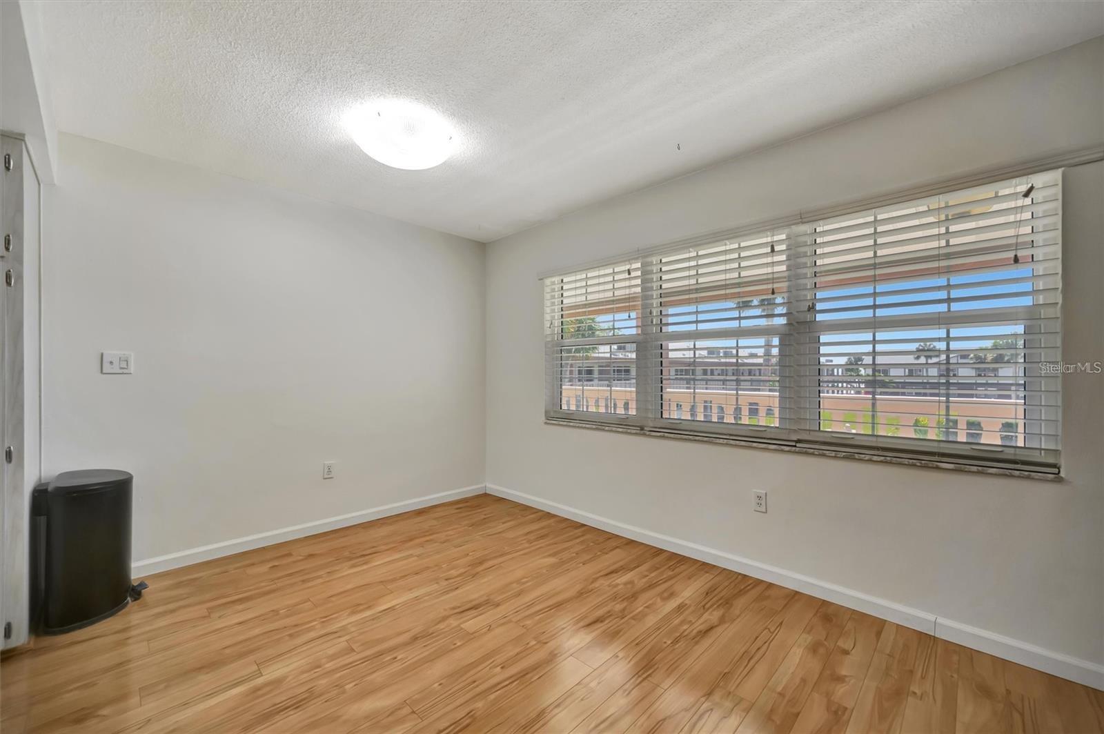 650 PINELLAS POINT DR S ##205, ST PETERSBURG, FL — photo 6