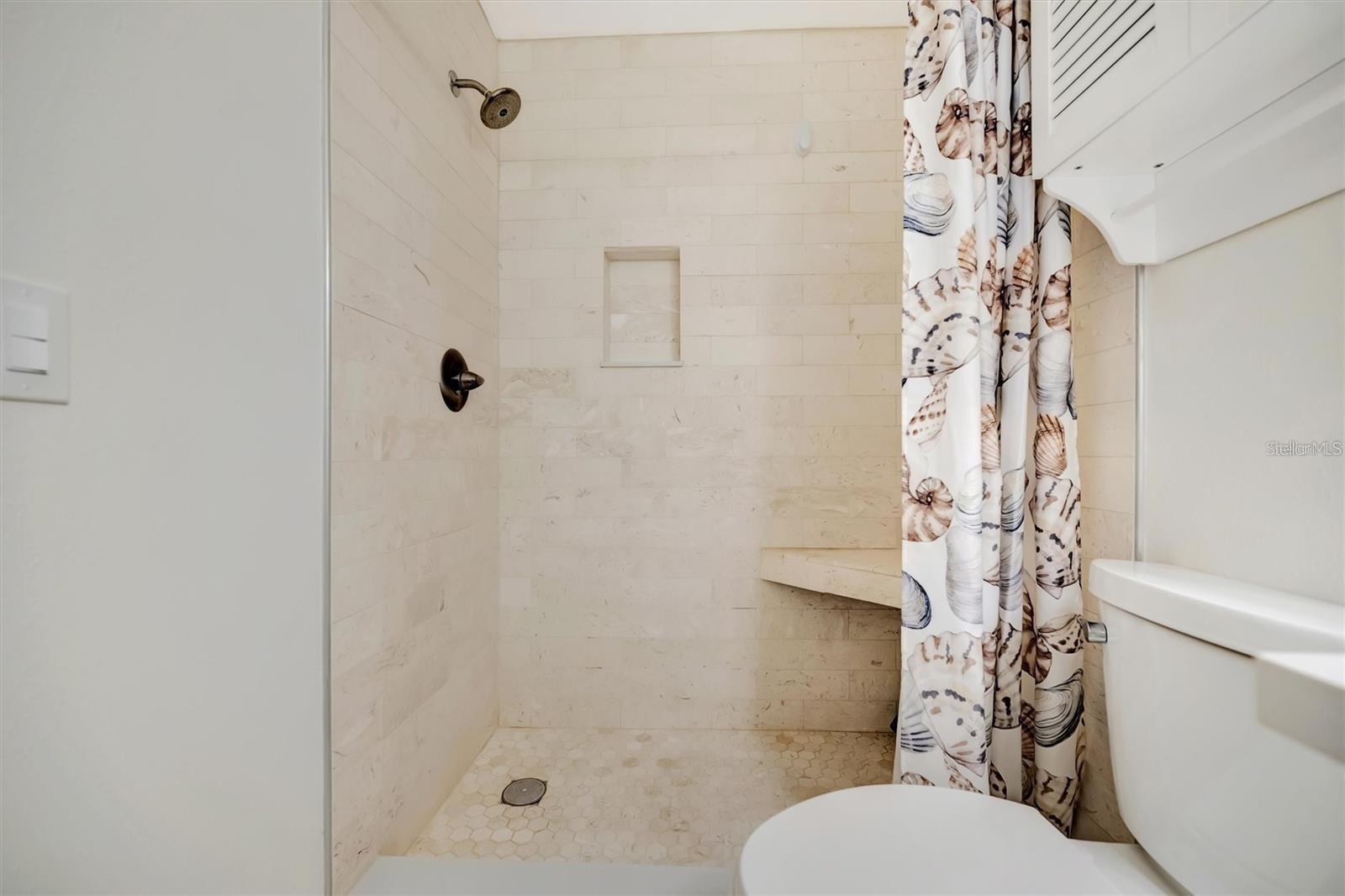 650 PINELLAS POINT DR S ##205, ST PETERSBURG, FL — photo 23
