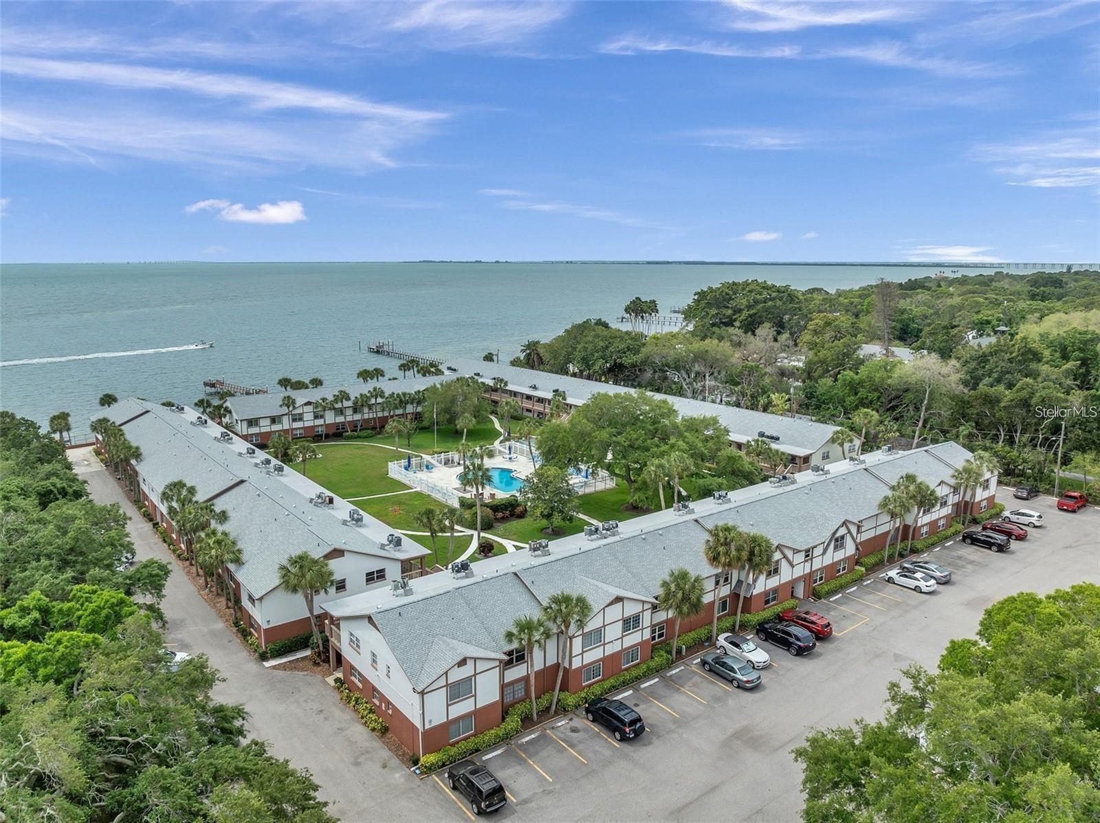 650 PINELLAS POINT DR S ##205, ST PETERSBURG, FL — photo 38