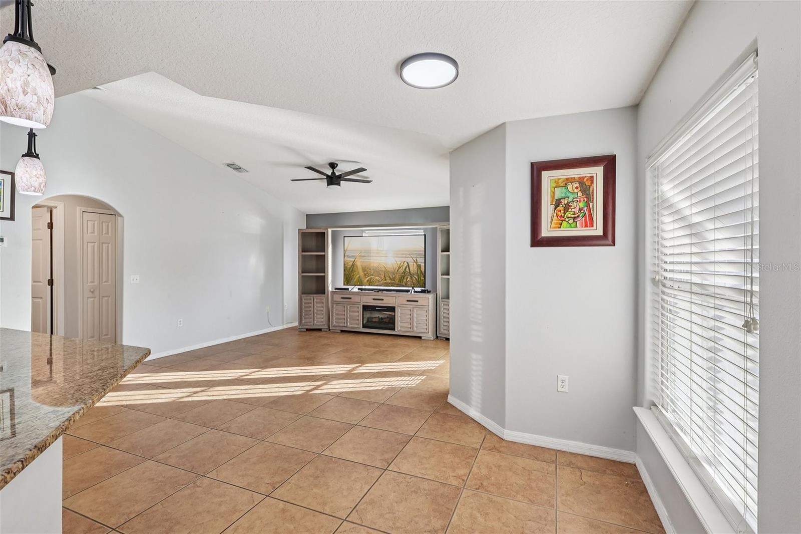 402 OHIO WAY, KISSIMMEE, FL — photo 12