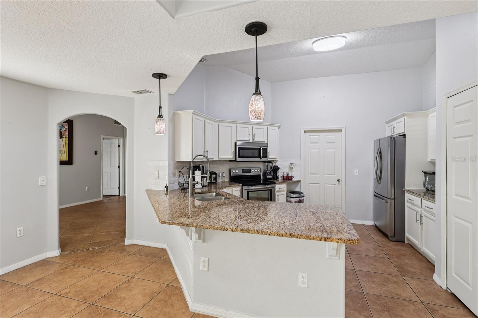 402 OHIO WAY, KISSIMMEE, FL — photo 15