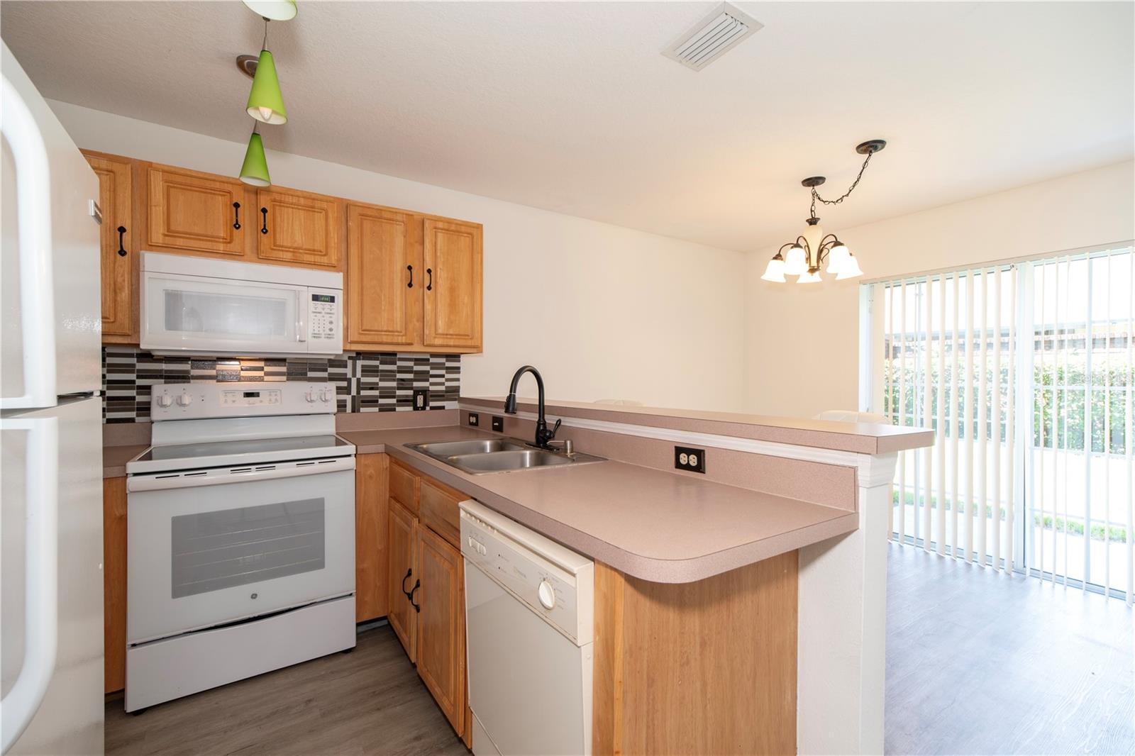 344 CERVANTES DR, KISSIMMEE, FL — photo 11