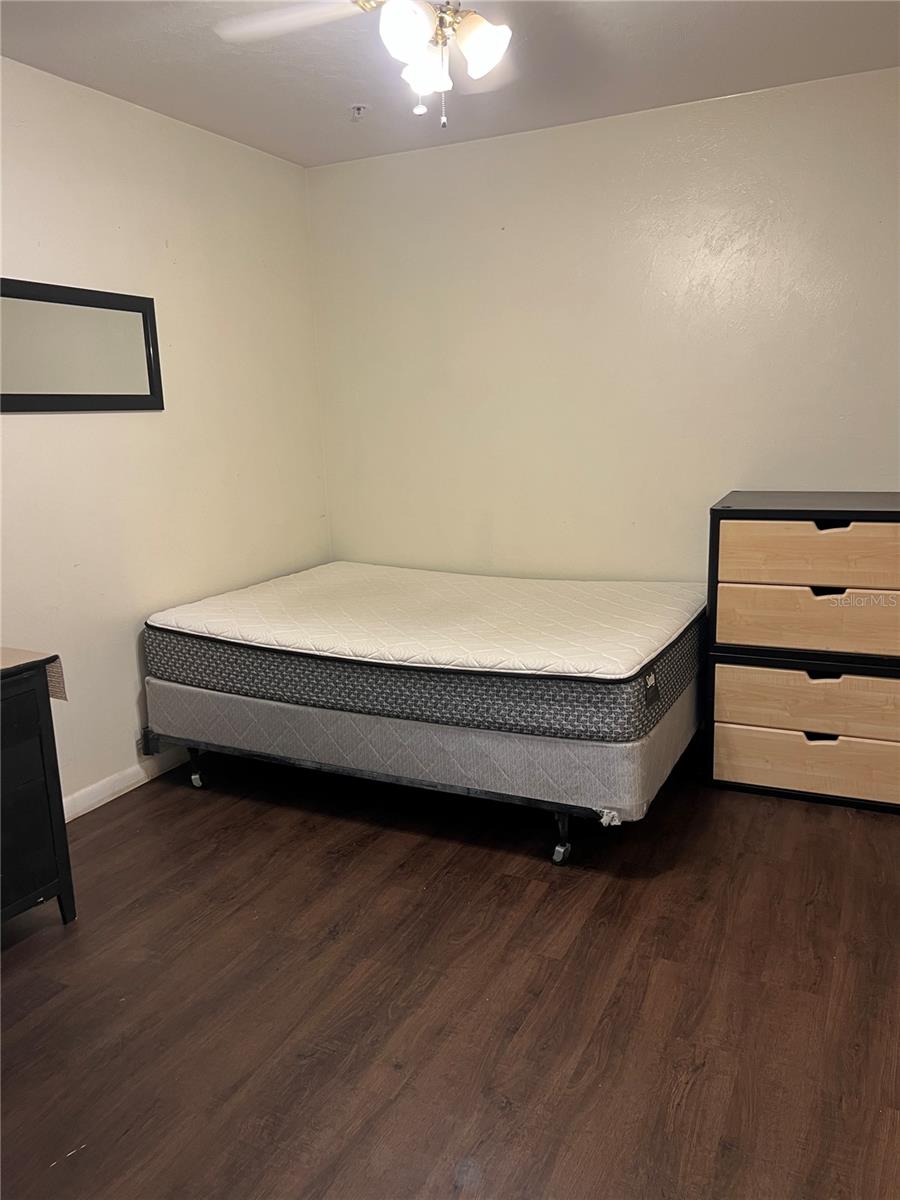 3800 SW 20TH AVE #204-Rm 4, GAINESVILLE, FL — photo 8