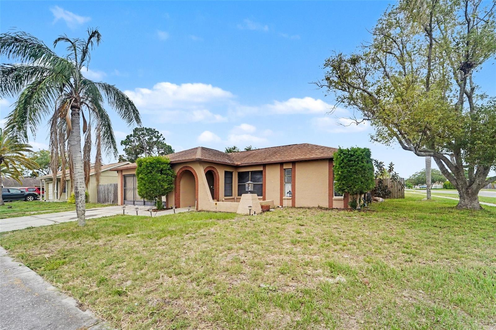 1215 PERSIMMON DR, HOLIDAY, FL — photo 2