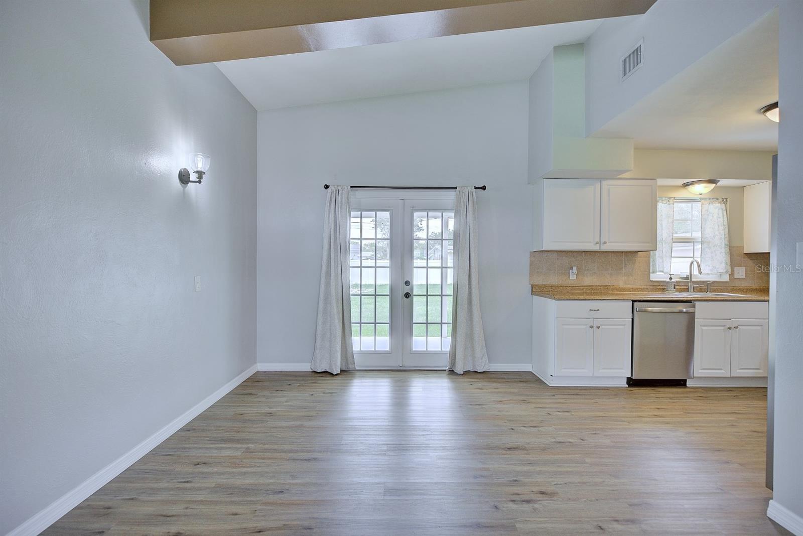 2326 CLEVELAND RD, SEBRING, FL — photo 8