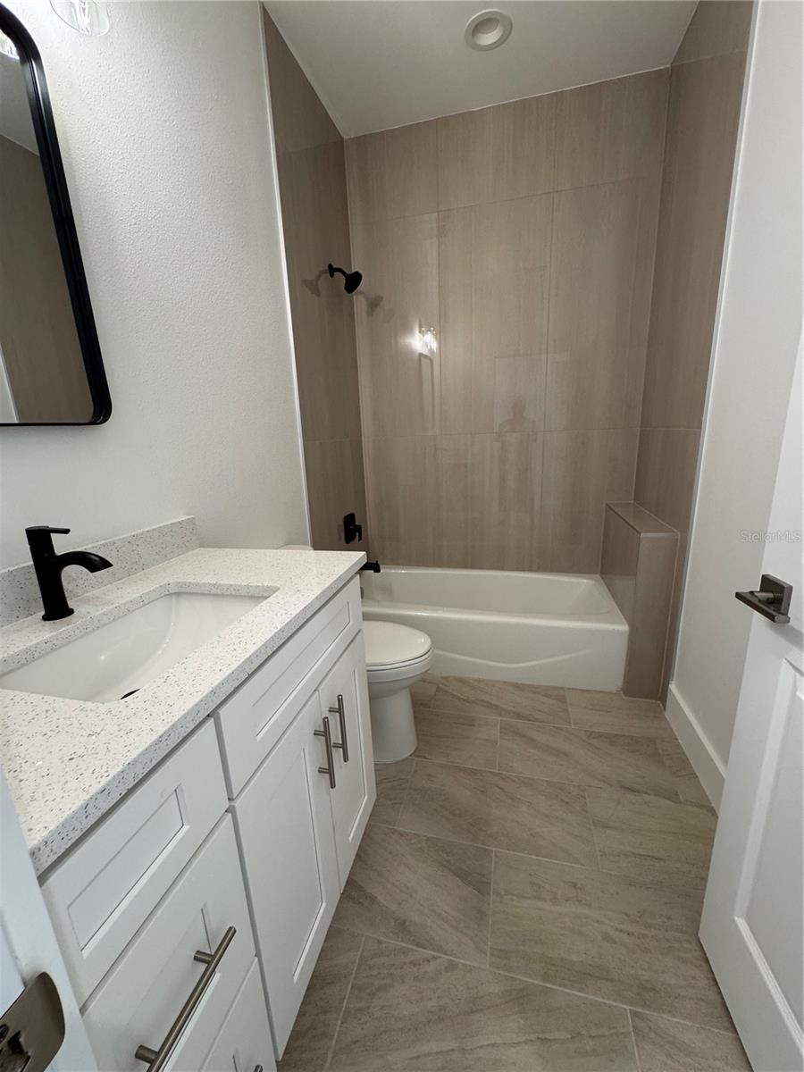 10490 PENDLETON AVE, ENGLEWOOD, FL — photo 5