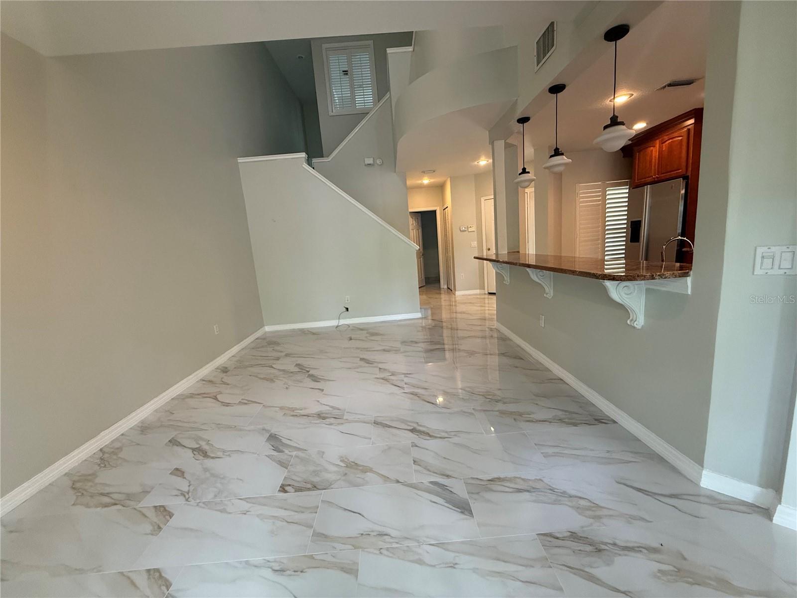 1195 SHIPWATCH CIR, TAMPA, FL — photo 6