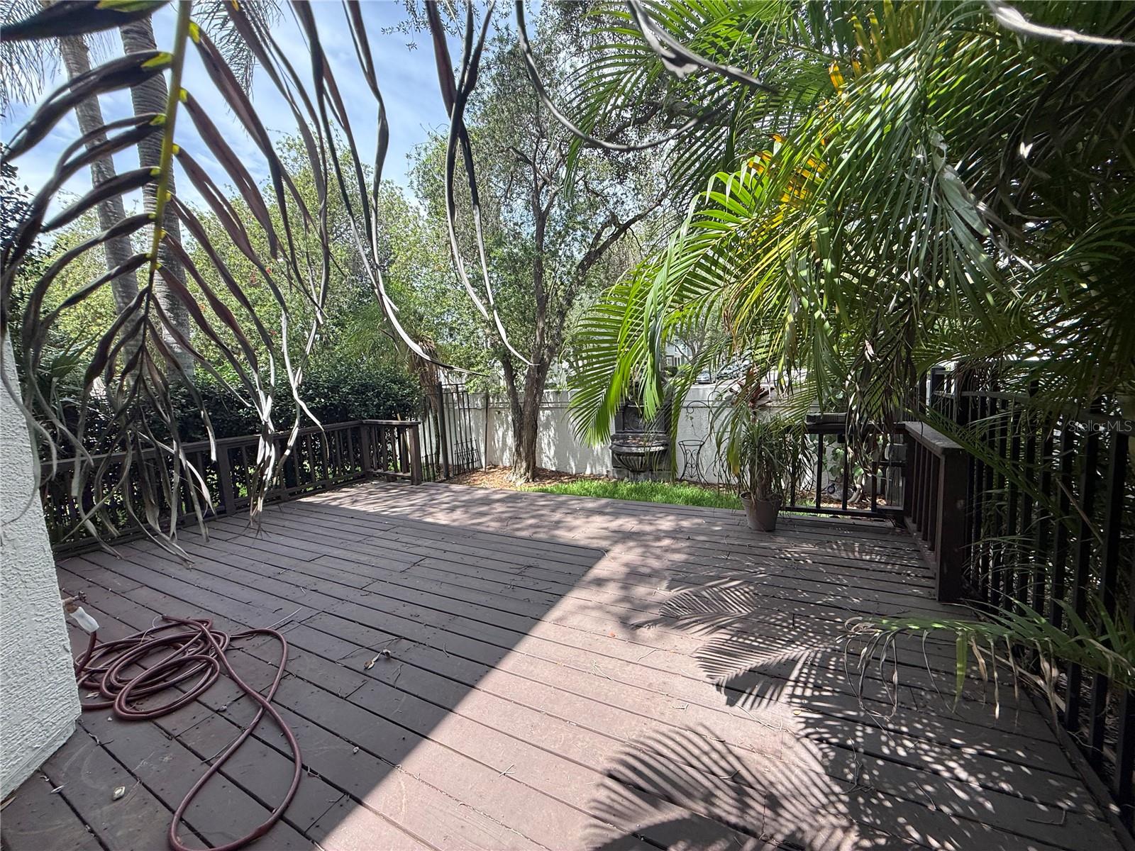 1195 SHIPWATCH CIR, TAMPA, FL — photo 14