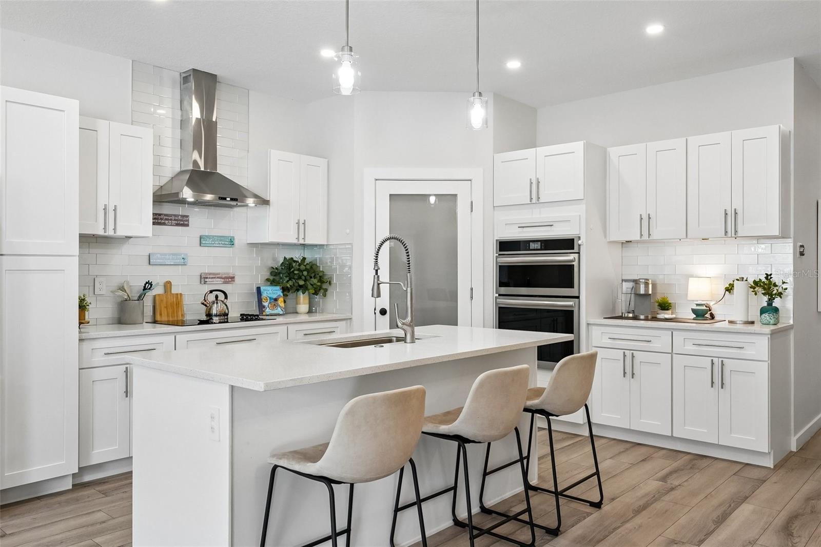 4277 43RD AVE N, ST PETERSBURG, FL — photo 8