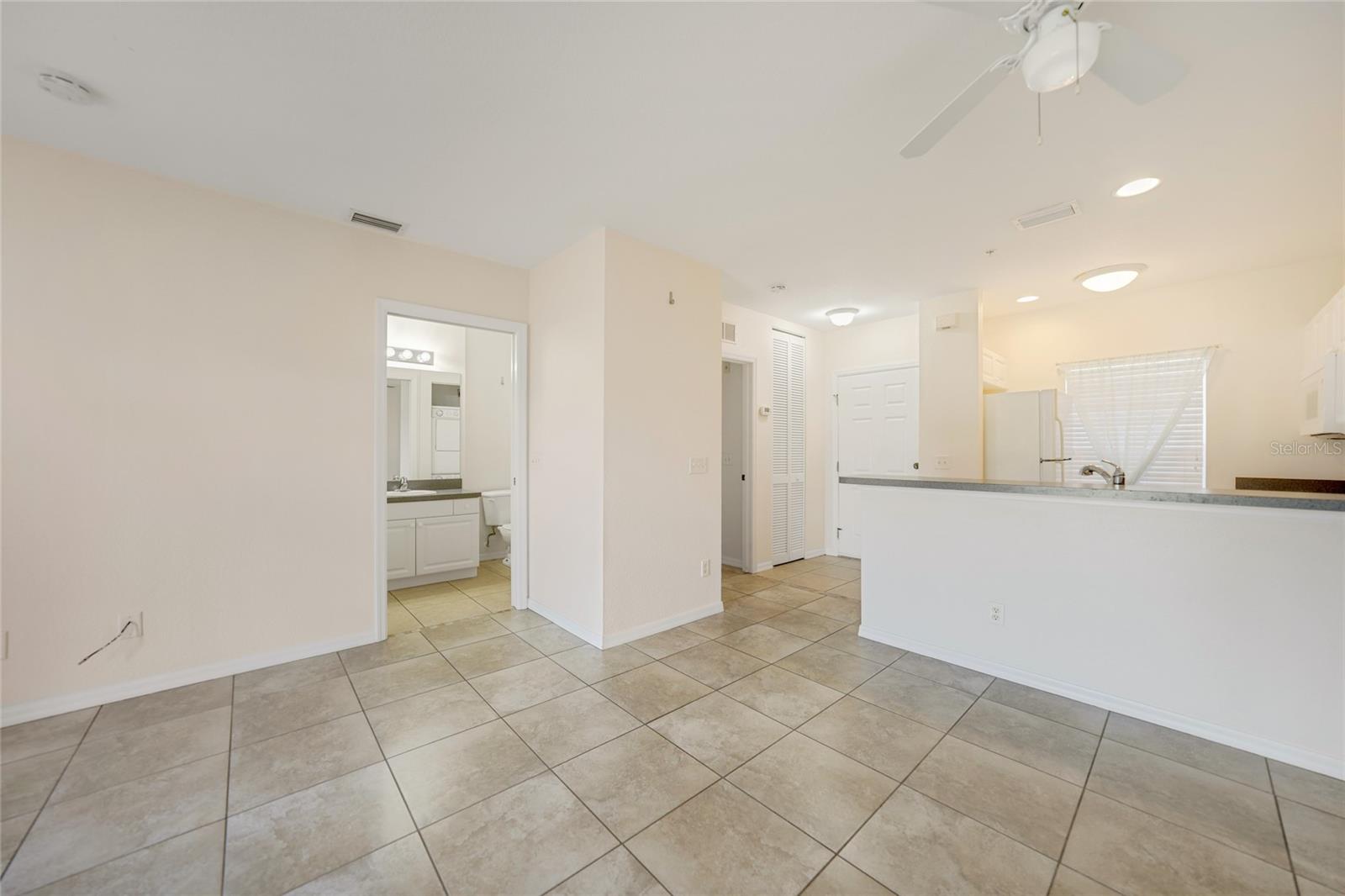 2061 WILLOW HAMMOCK CIR #105, PUNTA GORDA, FL — photo 13